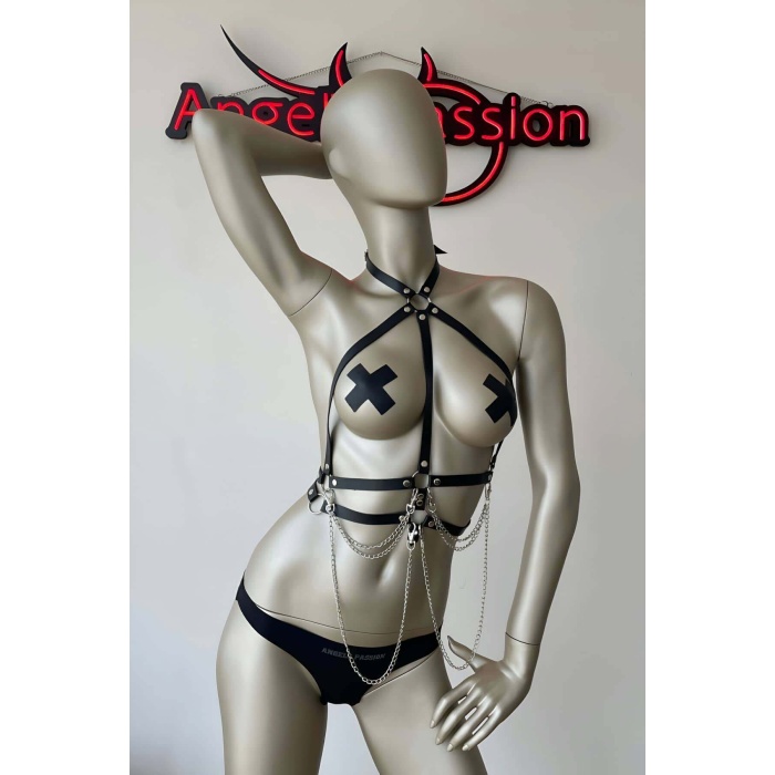 Siyah İç Çamaşır Modelleri Fantazi Deri Harness