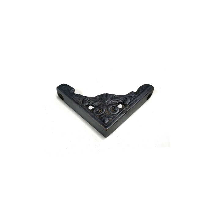 Antika Tarz Dekoratif Pirinç Köşe Süsü - 58x58 Mm, Oksit