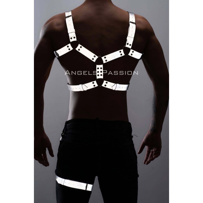 Reflektörlü Karanlıkta Yansıyan Göğüs Ve Bacak Harness