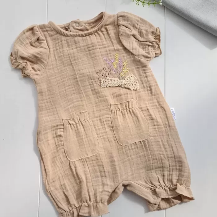 Müslin Kumaş Çiçek Nakışlı Pamuklu Kız Bebek Tulum