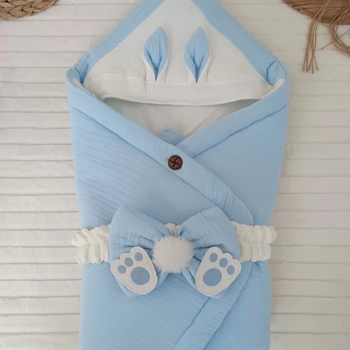 Yenidoğan 4 Kat Müslin Kumaş Kulaklı Patili Fiyonk Bebek Battaniyesi Kundak