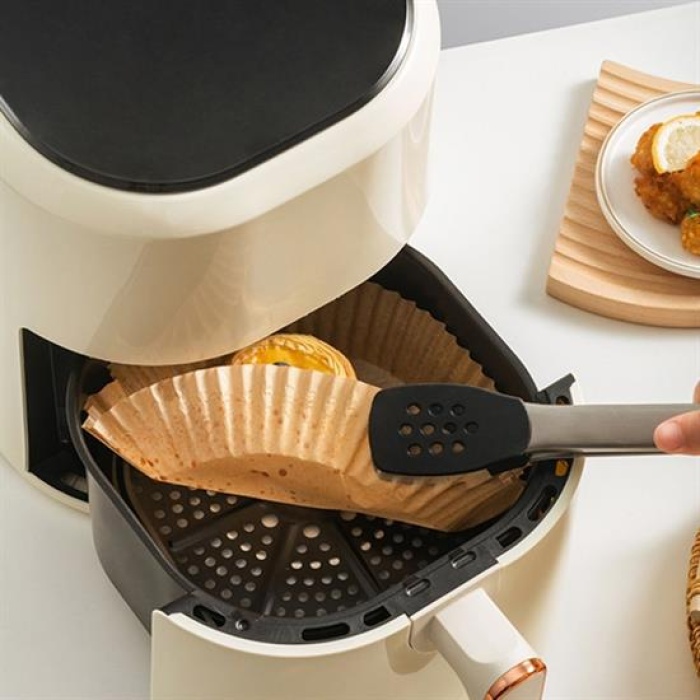 50 Adet Air Fryer Pişirme Kağıdı Tek Kullanımlık Yağ Geçirmez Yuvarlak Tabak Model PVC (4434)