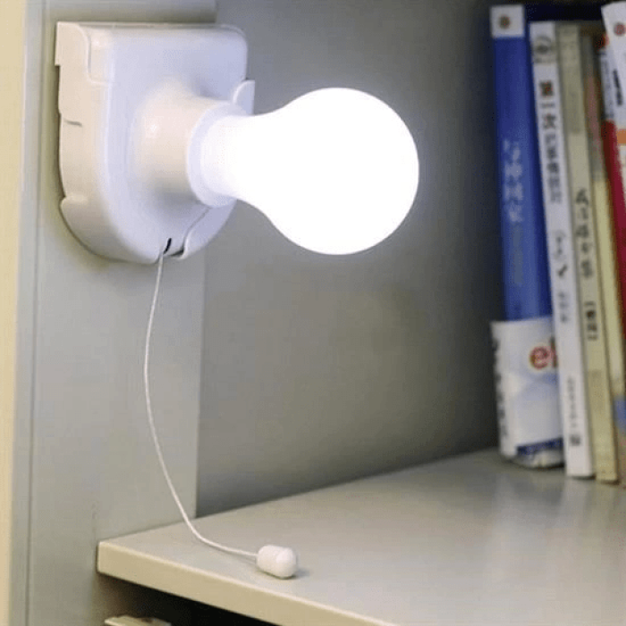 Pratik Pilli Aç Kapa İpli Çek Yak Taşınabilir Led Ampül Lamba ( Lisinya )