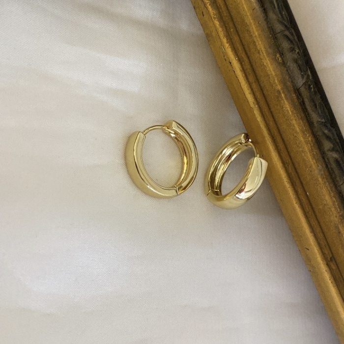 14K Vipseri Goldrengi Minimal Halka Küpe