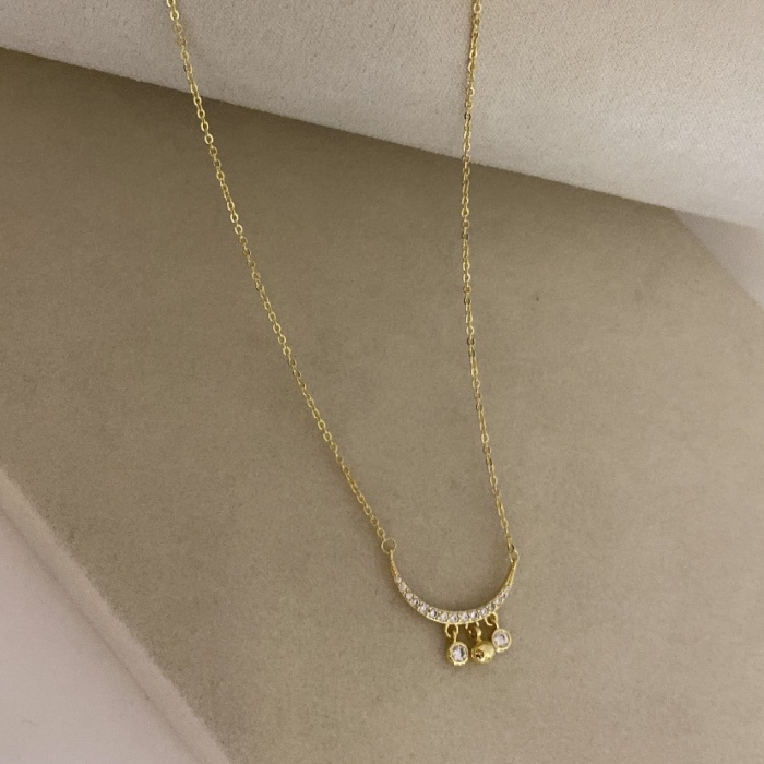 14K Goldrengi Zirkontaşlı Yarım Ay Taş Sallantılı Kolye(45 cm)