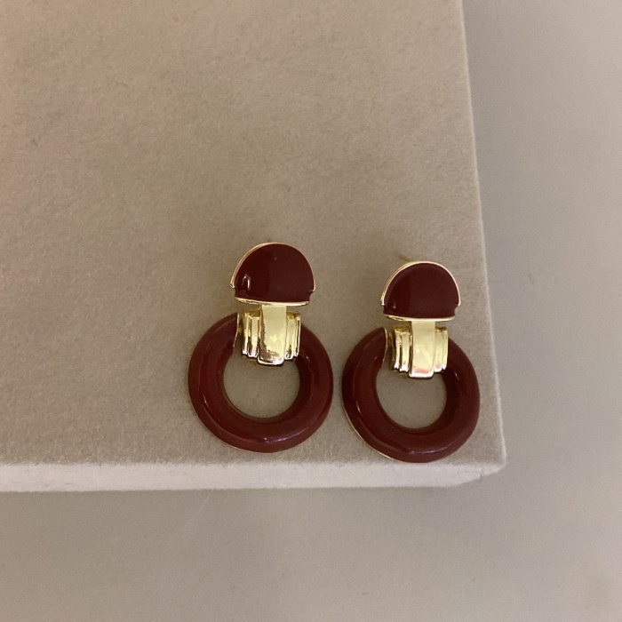 Kemik Bordo Gold Detaylı Küpe