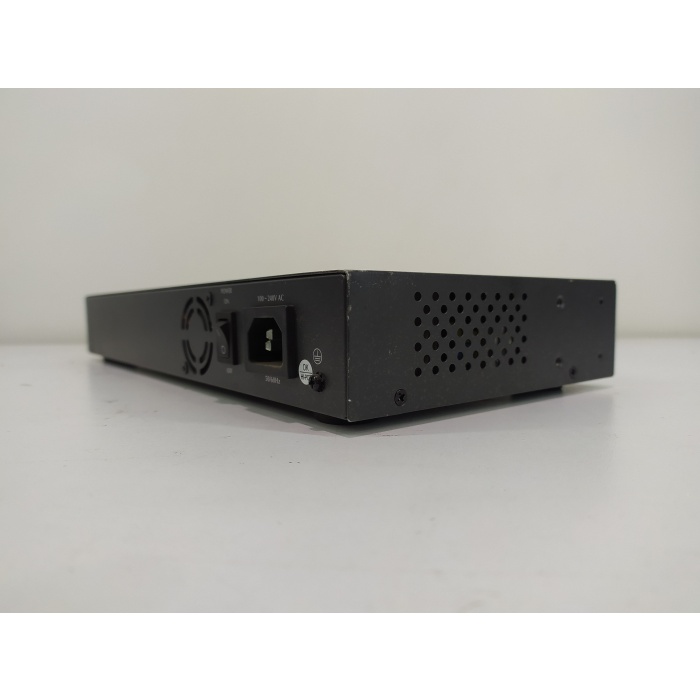 Planet 8-Port 10/100/1000T 802.3at PoE + 2-Port 100/1000X Sfp Yönetilebilir Switch