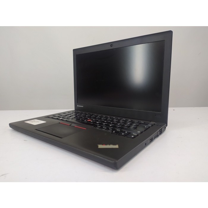 Lenovo Thinkpad X250 Intel Core İ5-5300U 4GB 120GB SSD 12.5 Ekran Notebook