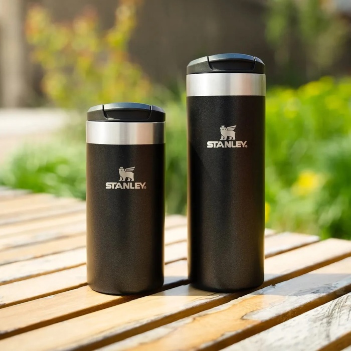 Stanley The AeroLight™ Transit Mug .35L / 12oz Black Metallic