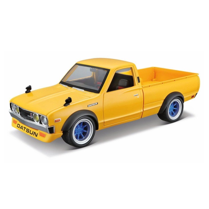 MAY 32528 1973 Datsun 620 Pick Up 1:24 Model Araba -Necotoys