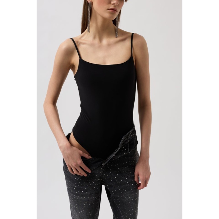 İp Askılı Bodysuit