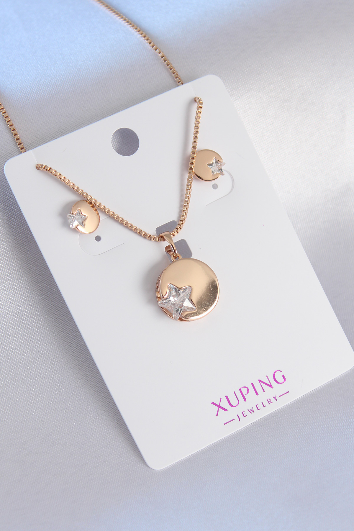 Xuping Rose Gold Renk Zirkon Taşlı Yıldız Figür Kadın Koye Küpe Seti