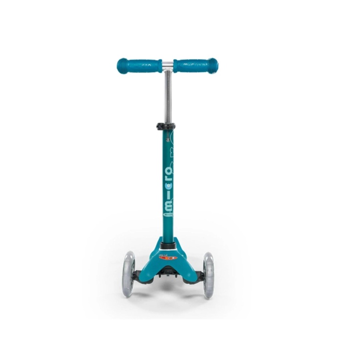 Micro Mini Deluxe Scooter Aqua