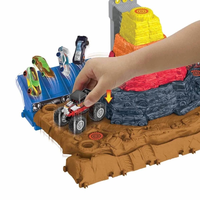 Hot Wheels Monster Trucks Muhteşem Çarpışma Arenası HNB96