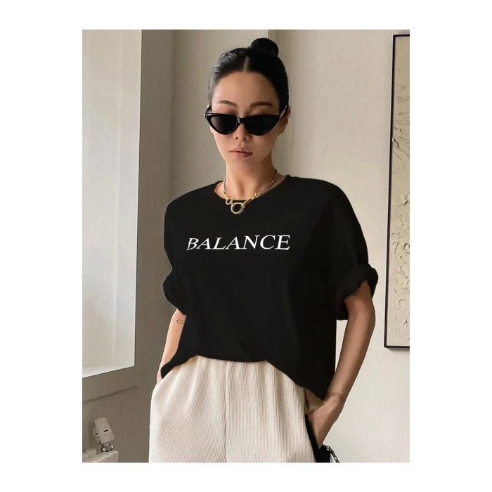 Kadın Siyah Balance Baskılı T-shirt