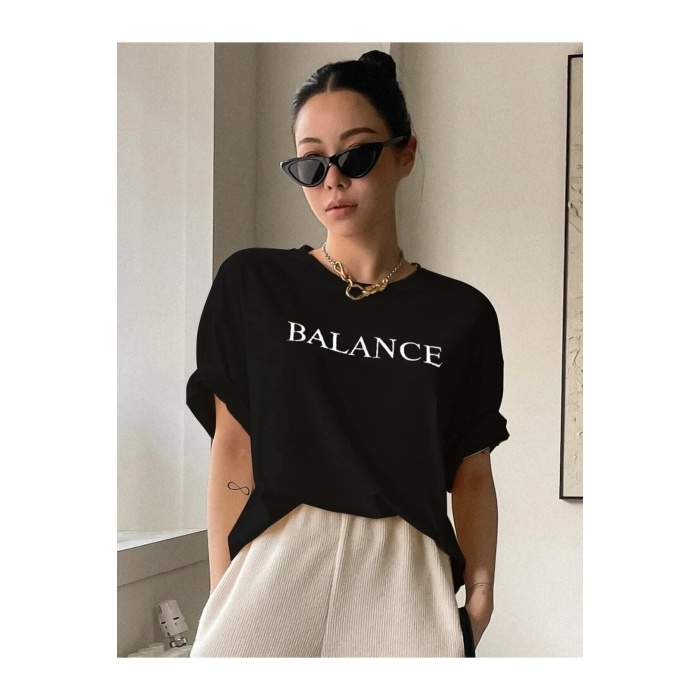 Kadın Siyah Balance Baskılı T-shirt