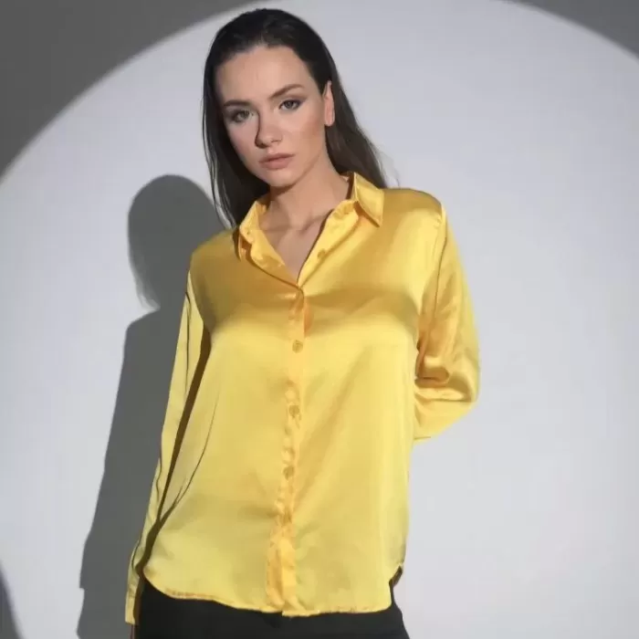 Kadın Uzun Kollu Düğmeli Buluz Gömlek - Sarı