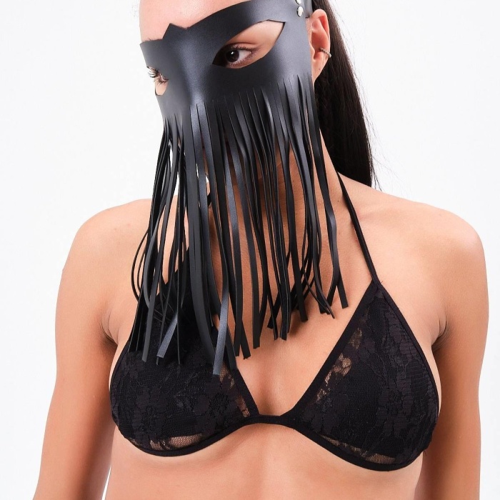 Fantezi Kısa Püsküllü Kadın Maske 800421KISA