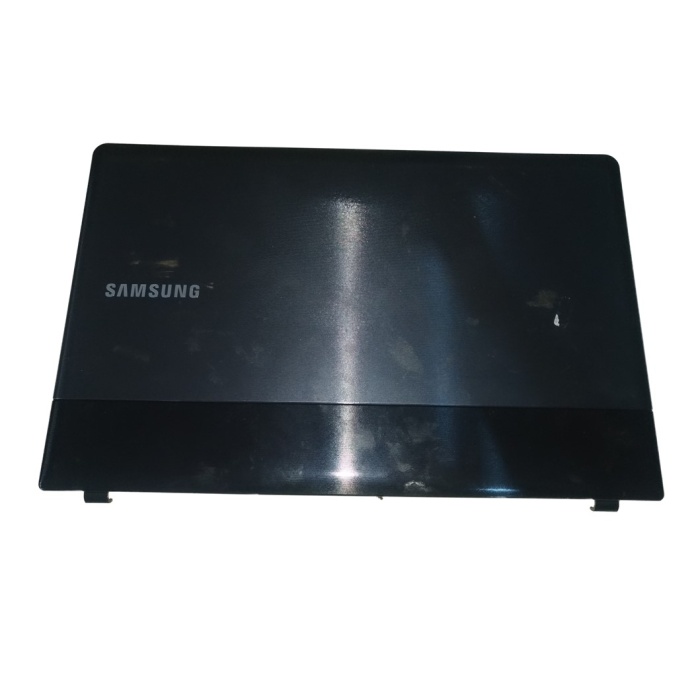 Samsung NP300E5A-S0CTR Series BA75-03571A Lcd Cover
