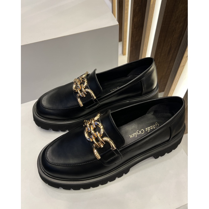 CLA SİYAH GOLD TOKALI HAKİKİ DERİ KADIN LOAFER BABET