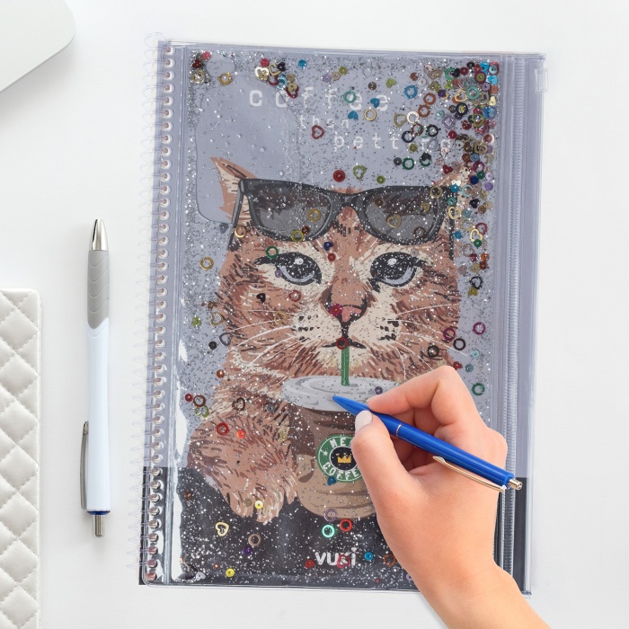 Kedi Simli ve Sulu Kapaklı Kalem Kutulu A4 Defter