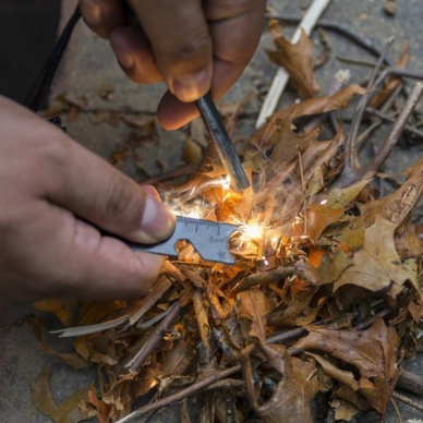 TOPTANBULURUM Survival Ateş Başlatıcı Magnezyum Çubuk Taş Hayatta Kalma Kiti