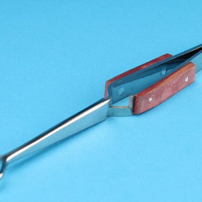 Deluxe Crucible Tweezers,  Self Closing, For Use With Graphite Crucibles