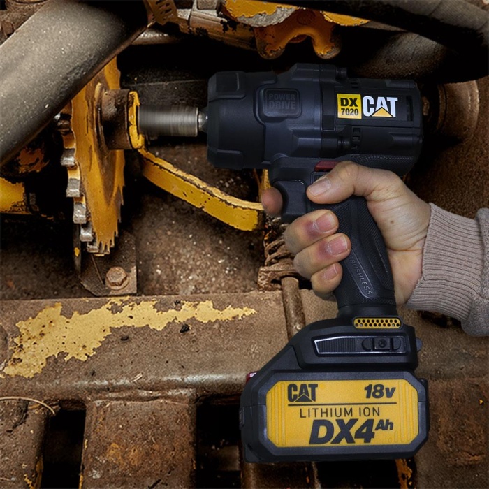 CAT DX7020 18Volt 4.0 Ah Çift Akülü Kömürsüz 700/880Nm Profesyonel Şarjlı Somun Sıkma