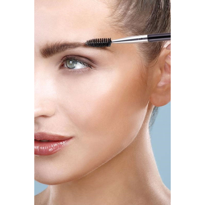 Çift Başlıklı Eyeliner Ve Kaş Fırçası – Kolay Uygulama Ve Mükemmel Sonuçlar