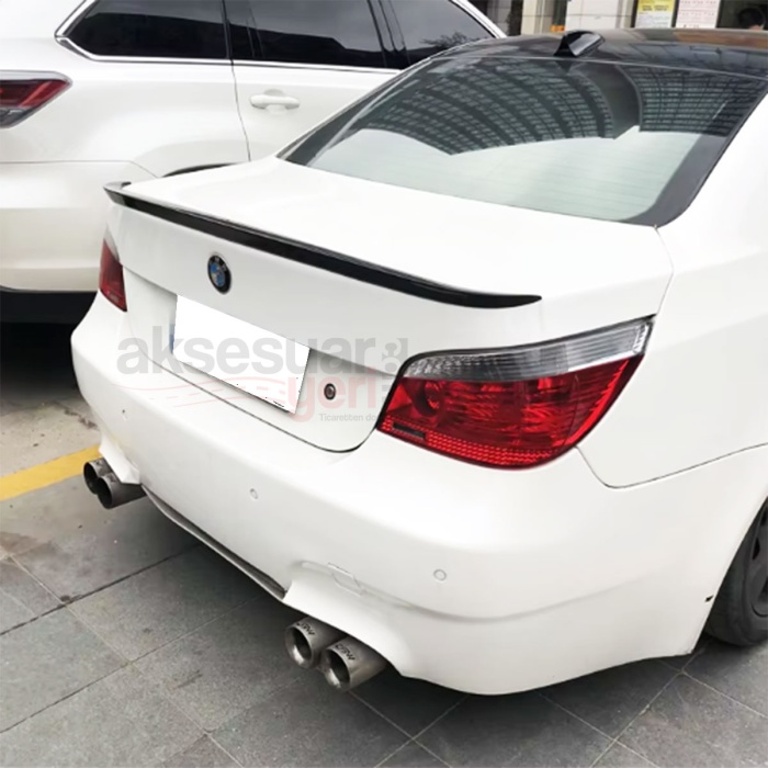 Bmw E60 M5 Tip Spoiler Parlak Siyah Boyalı İthal Ürün Plastik