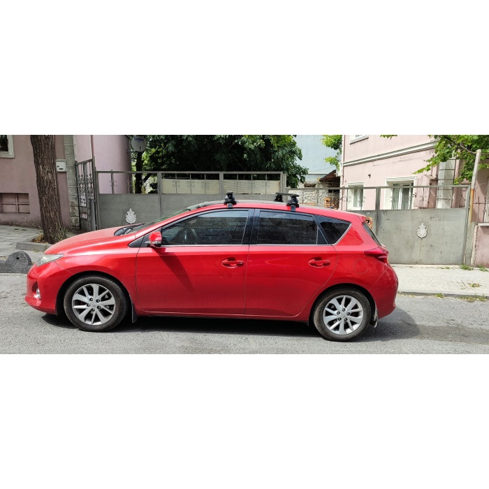 Toyota Auris Hatcback Ara Atkısı Siyah Set 2007-2012 Sonrası