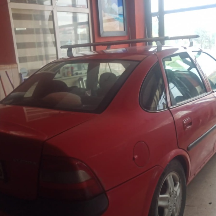 Opel Vectra B Sedan Ara Atkısı Siyah Set 1995-2003