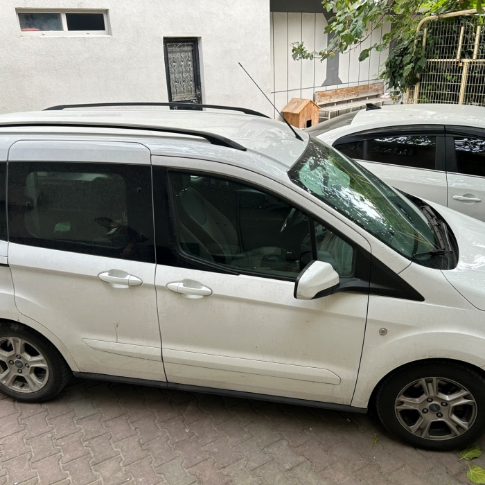 Ford Courier Aluminium Tavan Çıtası Plus Serisi Siyah