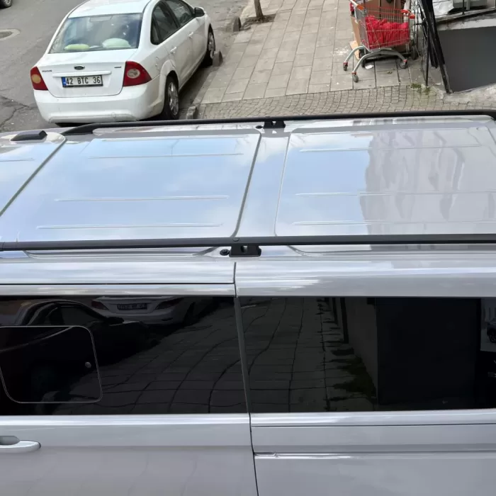Volkswagen Transporter T7 Kısa Kasa 2024- Sonrası Alüminyum Üst Tavan Çıtası Plus Serisi Siyah