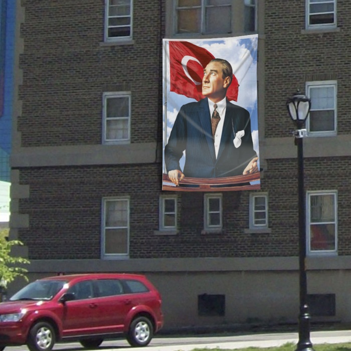 Ay Yıldız Önünde Göğe Bakan Sivil Mustafa Kemal Atatürk ve Türk Bayrağı Yansıması Dış Cephe Poster Bayrak ATA33