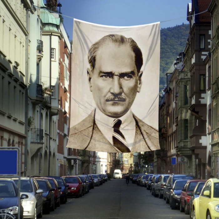 Sivil Mustafa Kemal Atatürk Poster Cephe Bayrağı ATA34