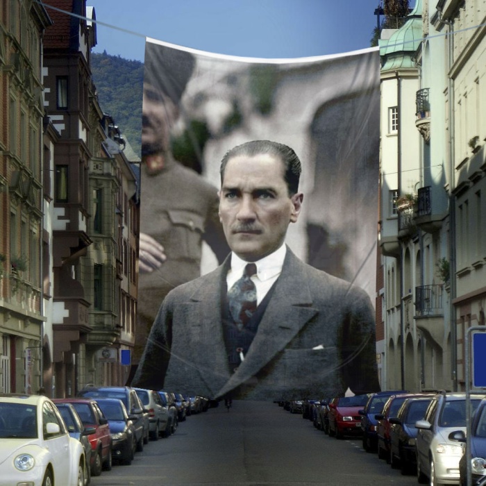 Sivil Mustafa Kemal Atatürk Poster Cephe Bayrağı ATA38