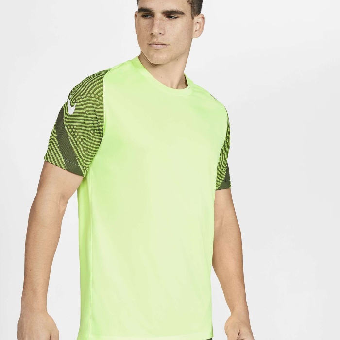 Nike Dri-FIT Strike Kısa Kollu Erkek Futbol Üstü