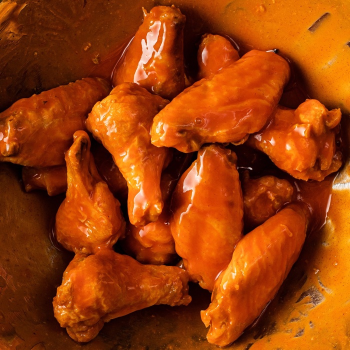 Franks Red Hot Wings Buffalo Sauce 354 mL.