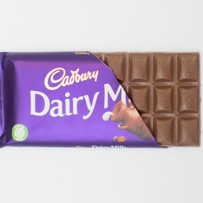 Cadbury Dairy Milk Sütlü Çikolata 180 Gr.