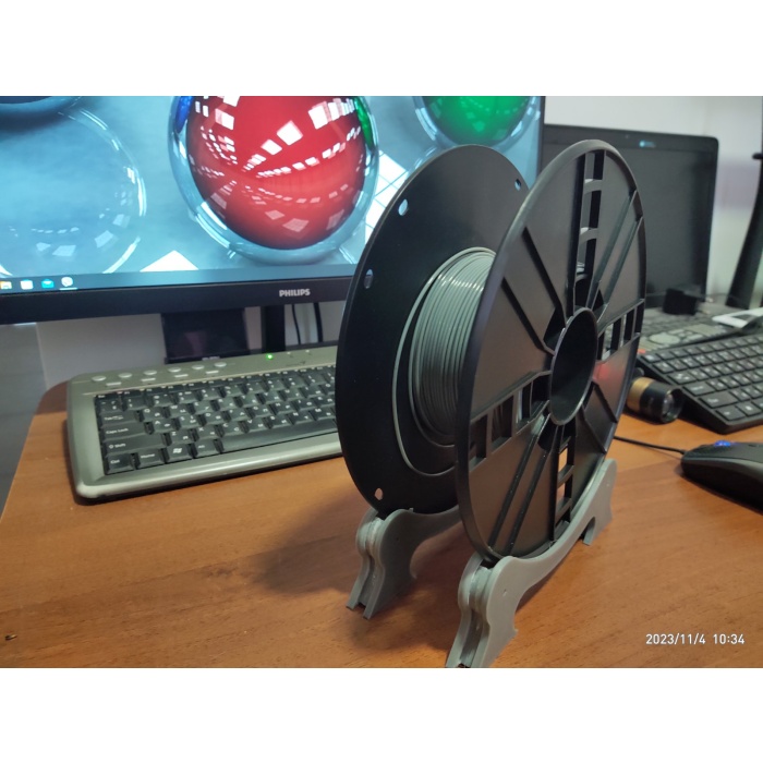 200 mm filament makarası için stand