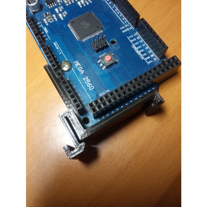 Arduino Megayı DIN rayına monte etme