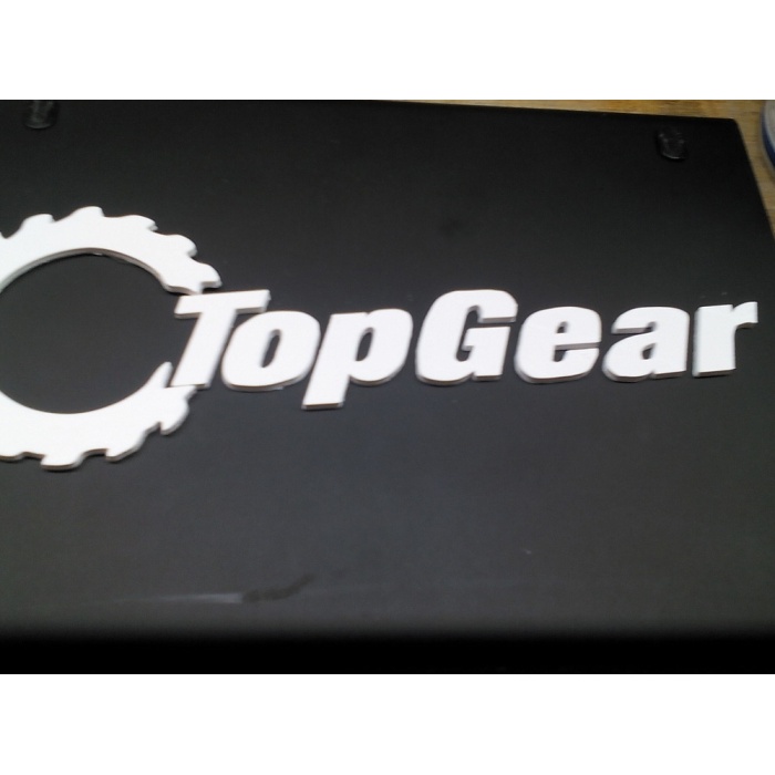 İngiliz otomobil fuarı TopGearın 3 boyutlu logosu