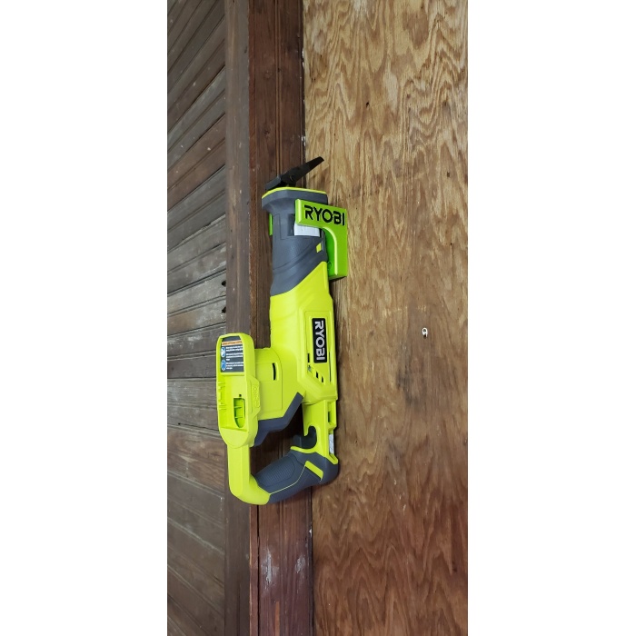 Ryobi Tilki Kuyruğu Testere Duvar Askısı T3756249