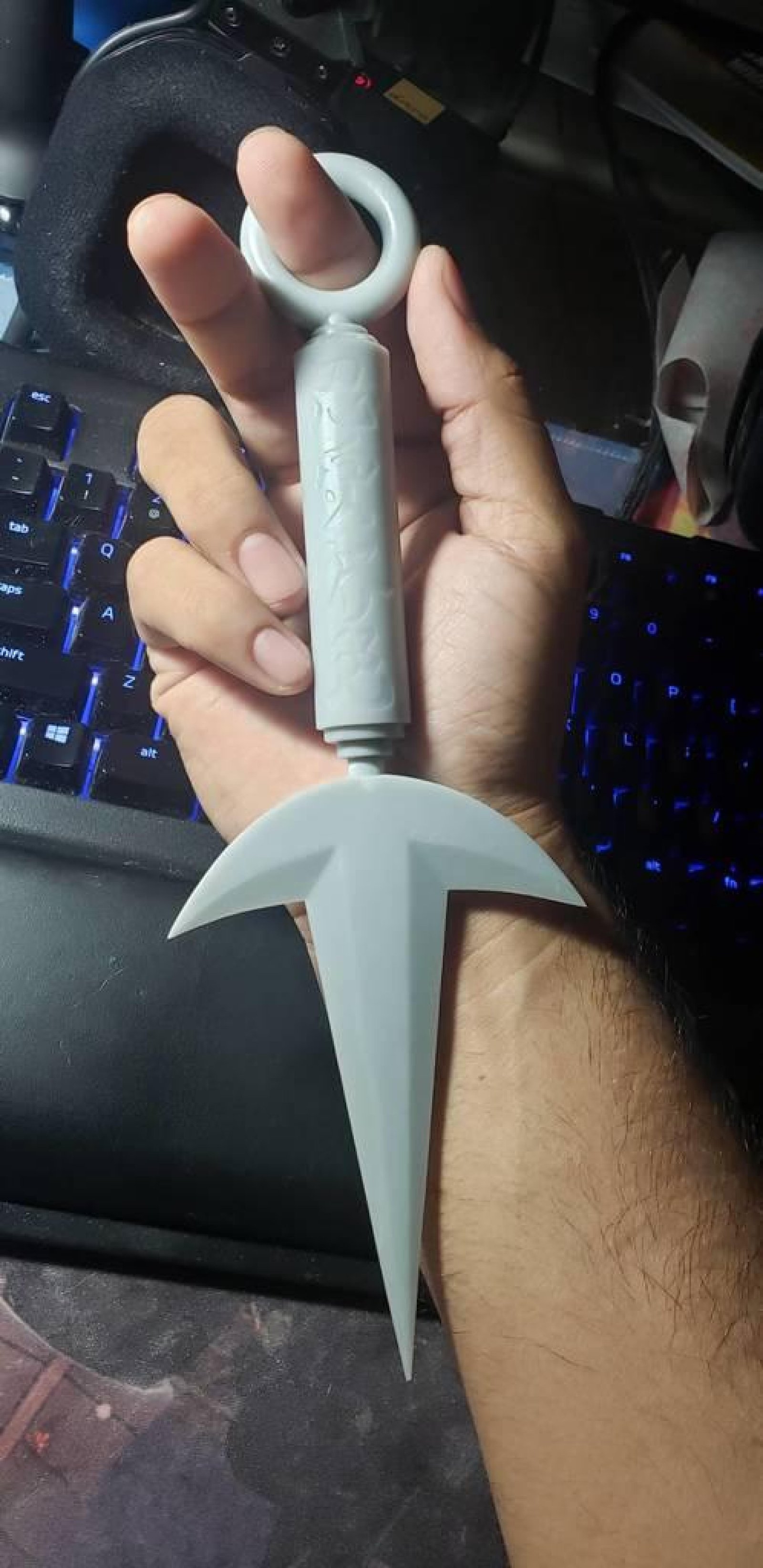 Naruto Shippuden Minato Kunai Plastik Gri 4523640