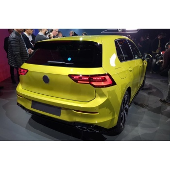 GOLF 8 IÇIN UYUMLU R-LINE BODY KIT