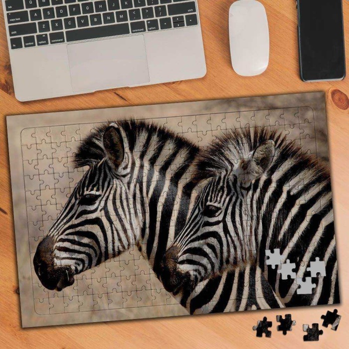 Sevimli İki Zebra Hayvan 240 Parça Puzzle Yapboz-75368