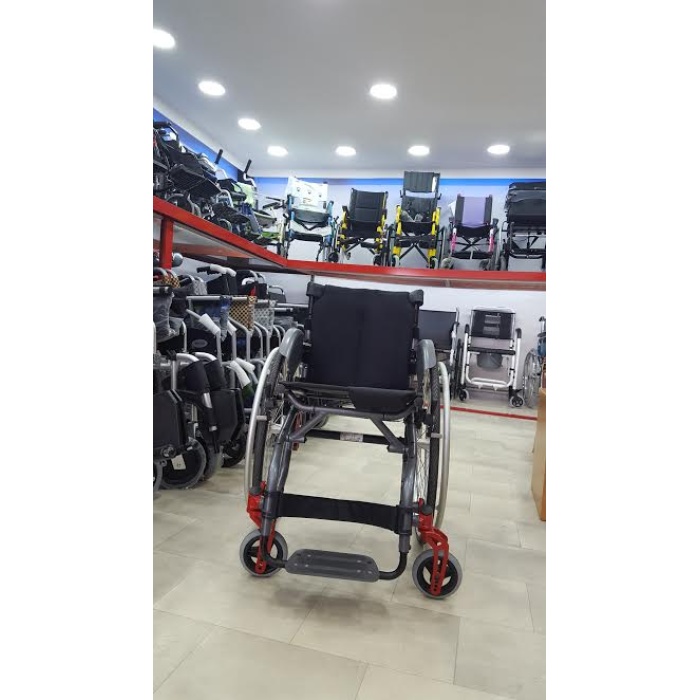 Meyra XR Active Tekerlekli Sandalye