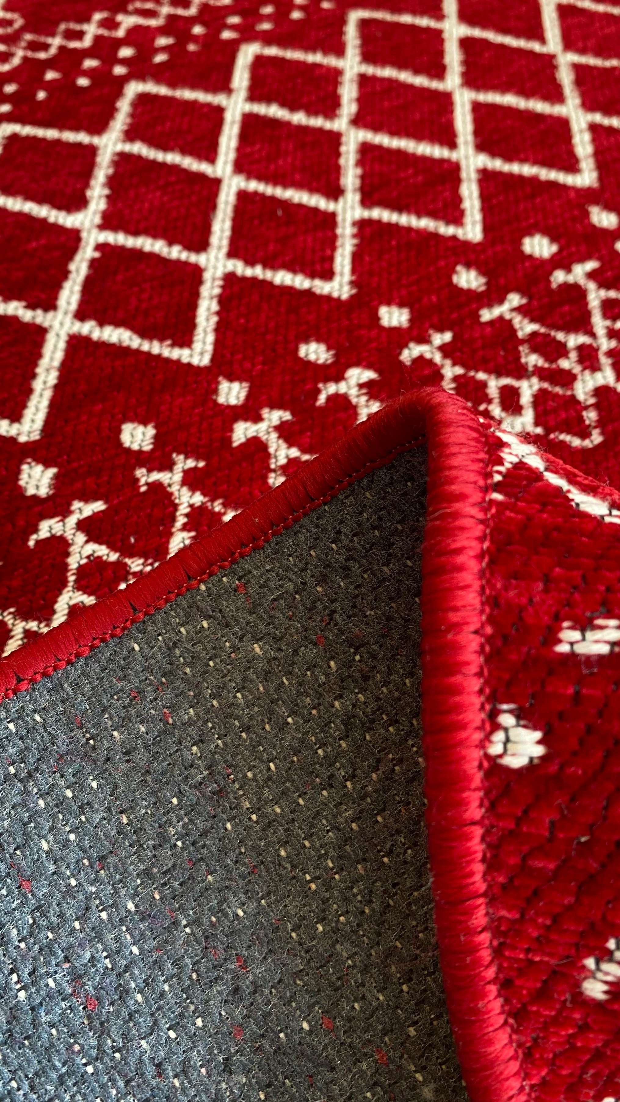 Üsküp Bordo-Ekru Dokuma Kilim