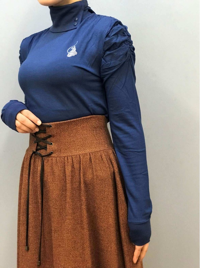 HELLY KADIN UZUN KOLLU TAŞ İŞLEMELİ BOĞAZLI BODY